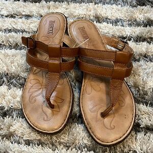 Born leather Isle slide thong sandals size 7